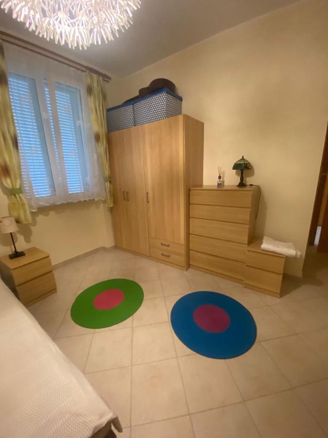 Bed And Breakfast Elisa Sonnino Eksteriør billede